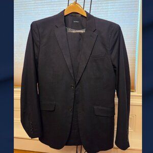 Perry Ellis Mens Very Slim Stretch Suit